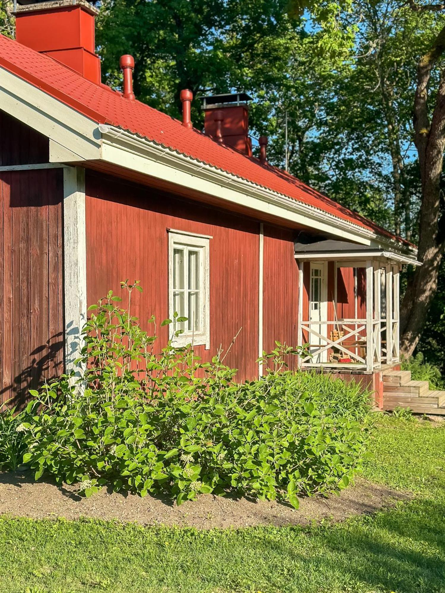 Mustion Linna / Svarta Manor Стая снимка